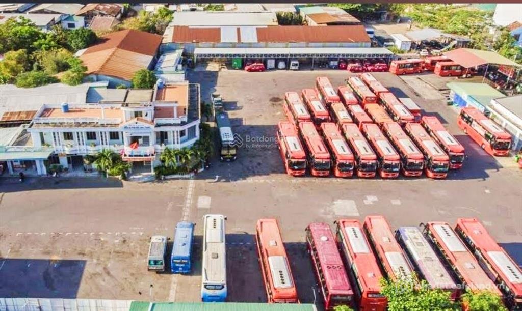 Bán nhà riêng: Mặt tiền điện biên phủ, đối diện bến xe phía bắc cách biển phạm v