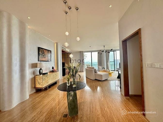 Bán nhà riêng: Bán Penthouse đẳng cấp tại The Antonia Phú Mỹ Hưng, DT 269m2