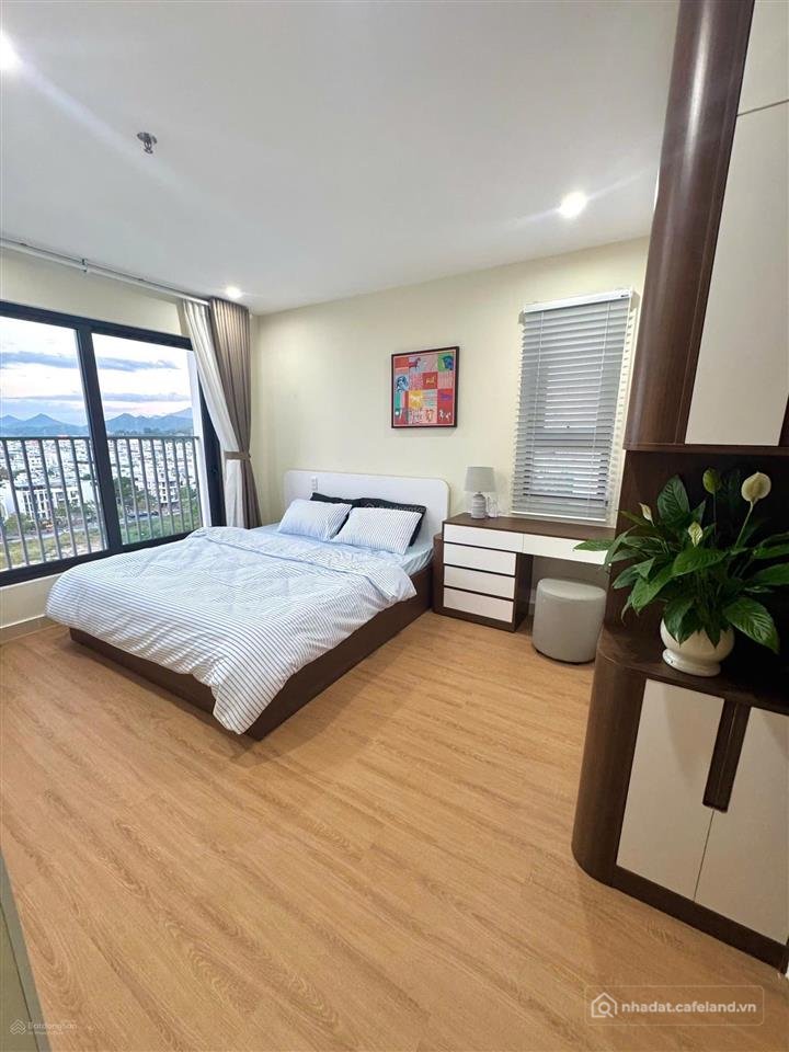 Bán căn hộ chung cư: Bán căn góc thoáng 2 mặt tiền view cao bá quát ct2 vcn phướ