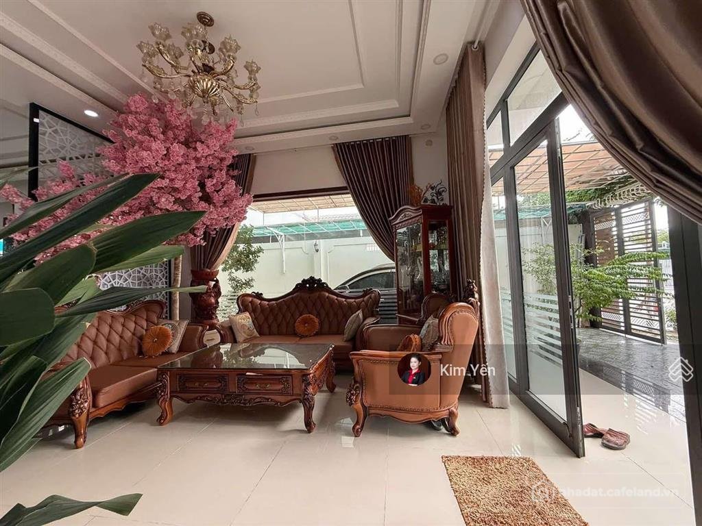 Bán nhà riêng: Bán biệt thự 3 tầng, sổ hồng trao tay, hiếm có, khu đô thị phước 