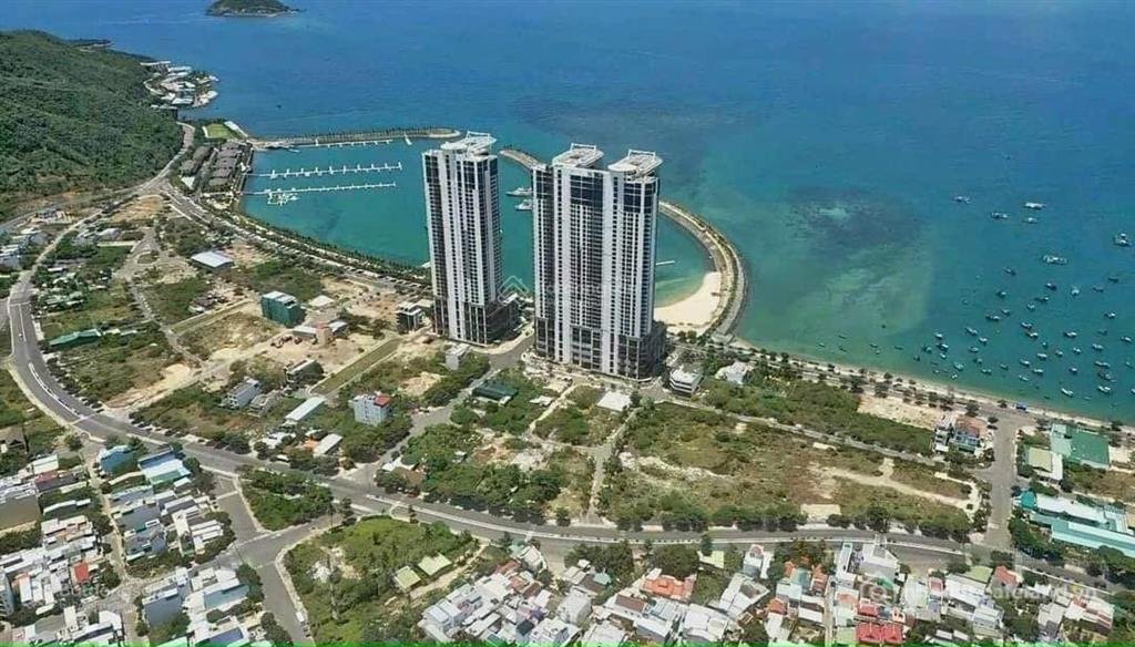 Bán đất thổ cư: Bán lô mặt tiền kinh doanh phạm văn đồng phường bắc nha trang