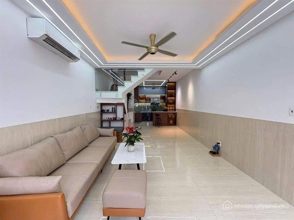 Bán nhà riêng: Bán nhà mặt tiền trung tâm lê ngọc hân đi bộ ra biển bãi trước ch