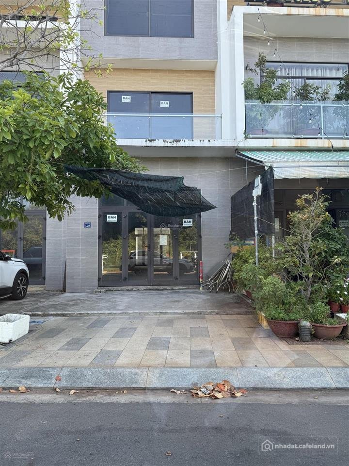 Bán nhà riêng: Bán nhà liền kề dự án barya citi. diện tích 92.5 m2, đã xây thô, 