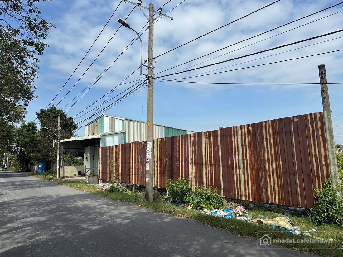 Bán đất thổ cư: Bán đất 5000m² ngang 80m giá 35 tỷ Phường Tân Kiên