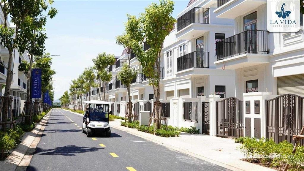 Bán nhà riêng: Chuyên hàng sản phẩm nhà phố, biệt thự giá tốt nhất dự án la vida