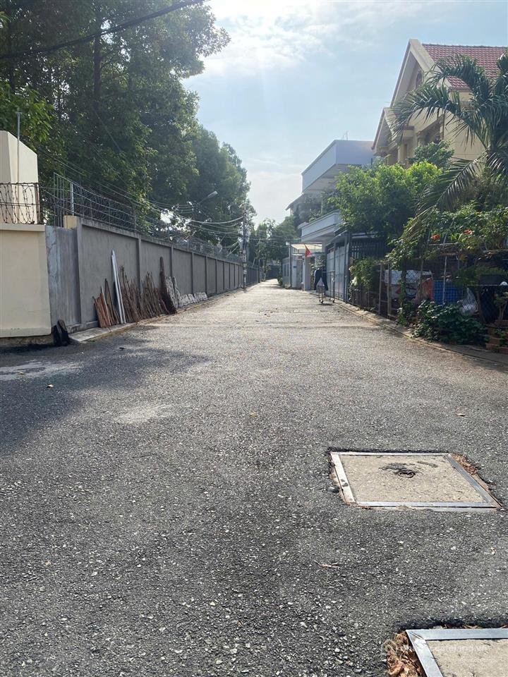 Bán nhà riêng: Bán nhà hẻm xe hơi khu cán bộ bộ đường nguyễn hới