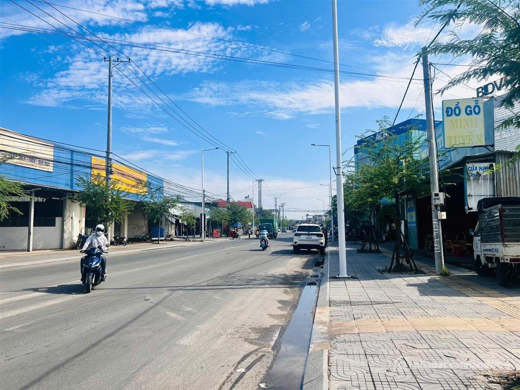 Bán đất thổ cư: Duy nhất có một không hai vị trí kim cương tâm mạch thương mại