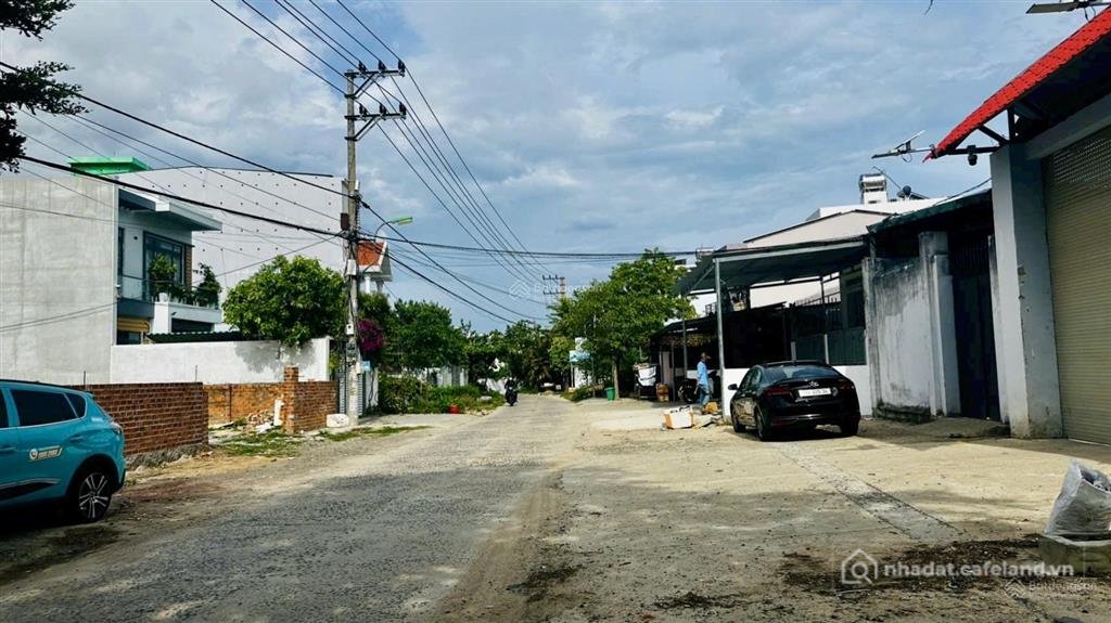 Bán đất thổ cư: Bán lô góc 2 mặt tiền đường mai thị dõng hòn nghê, vĩnh ngọc, nh