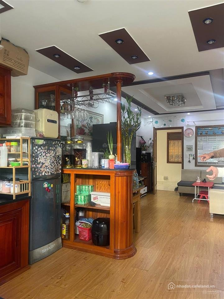 Bán căn hộ chung cư: Bán căn hộ giá rẻ chung cư ct6 vĩnh điềm trung, nha trang. 