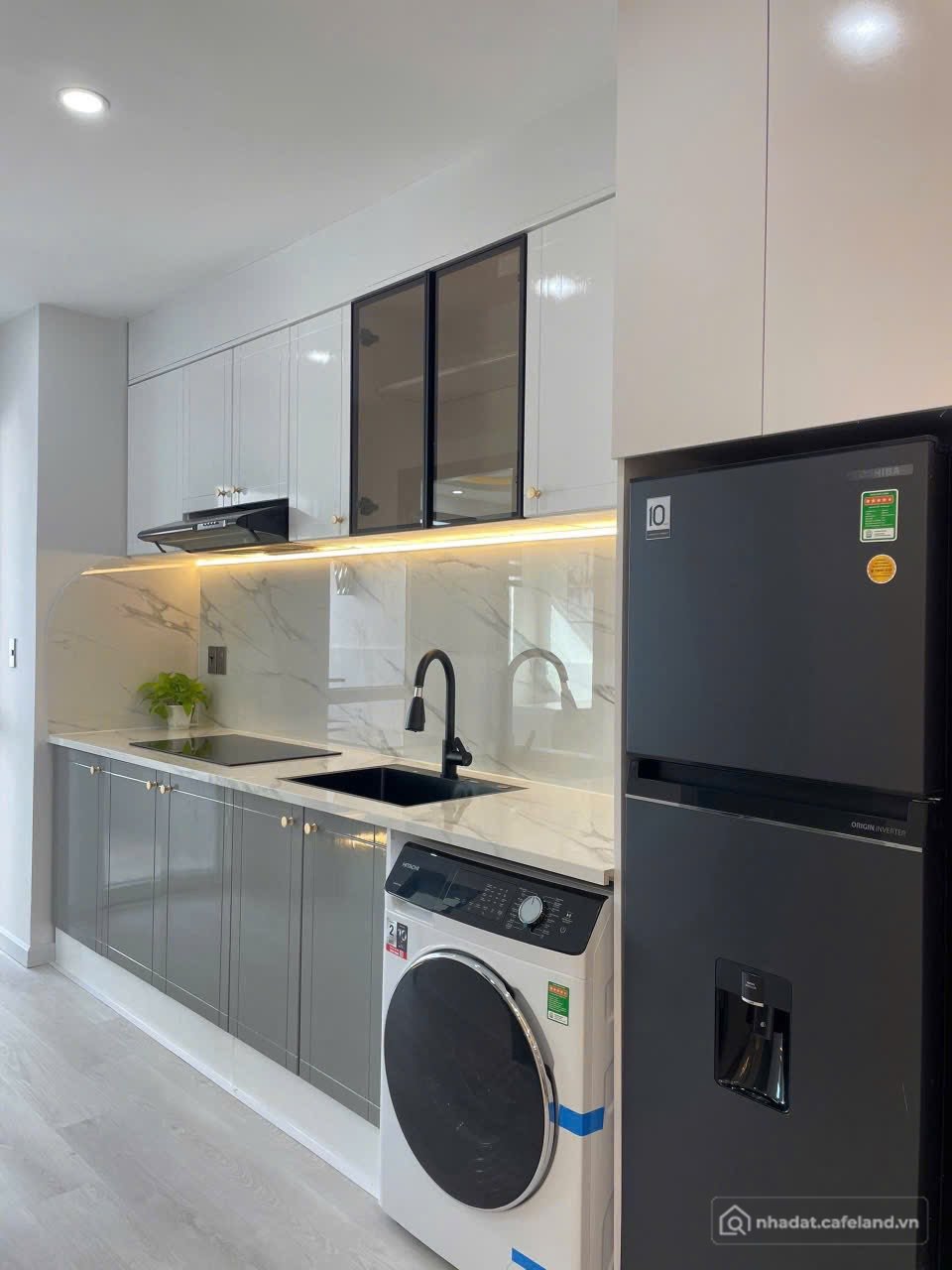 Bán căn hộ chung cư: CH414 Bán căn hộ view biển tầng 9 Mường Thanh 04 Trần Phú g