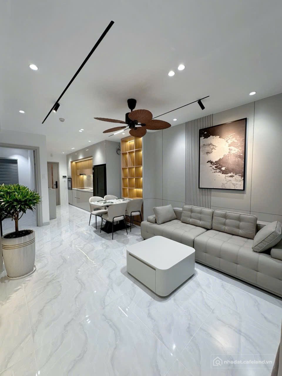 Bán căn hộ chung cư: CH481 - Bán căn hộ view biển tầng 17 tòa Mường Thanh 04 Trầ