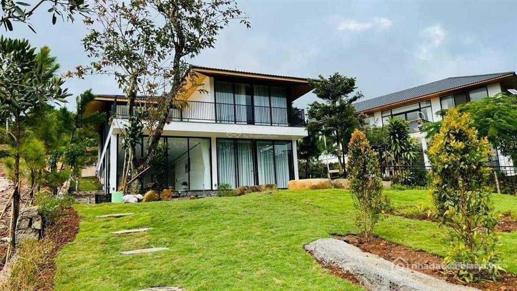 Bán đất thổ cư: Bán lô đất biệt thự kiwuki village tp bảo lộc, dt 823m2 giá 7,2t