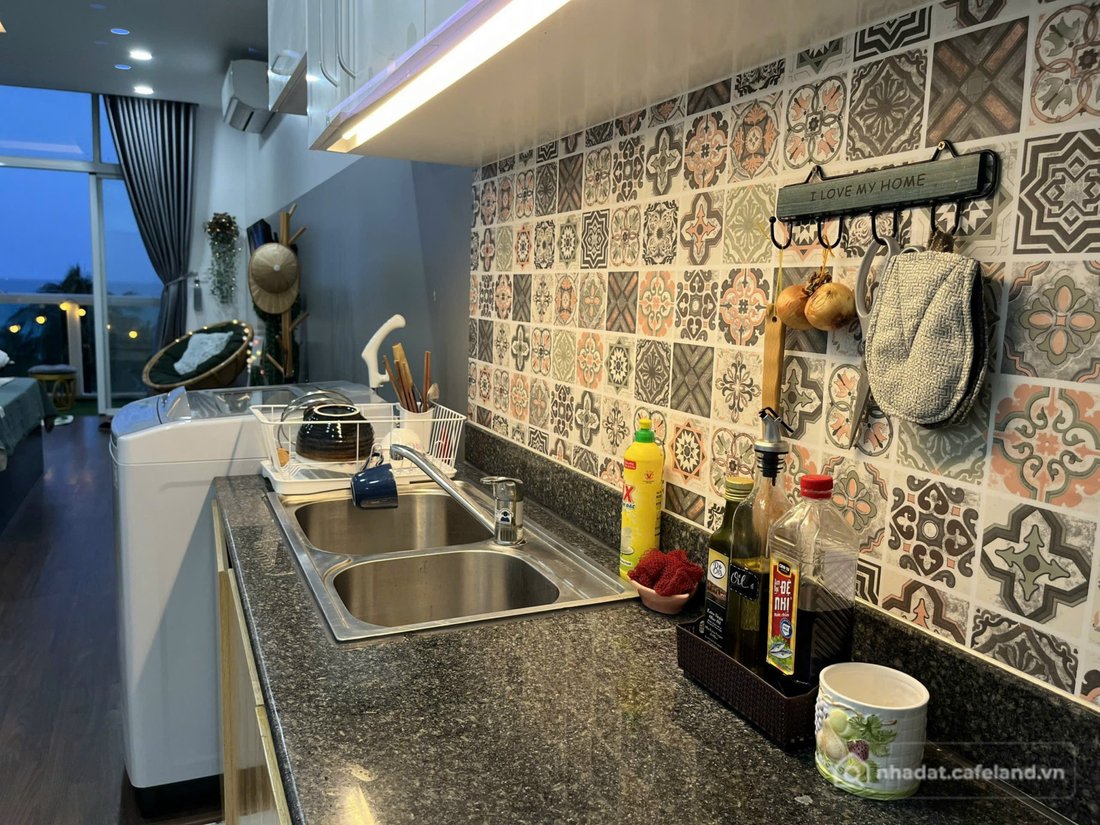 Bán căn hộ chung cư: Bán căn hộ Ocean Vista studio lầu 5 view biển