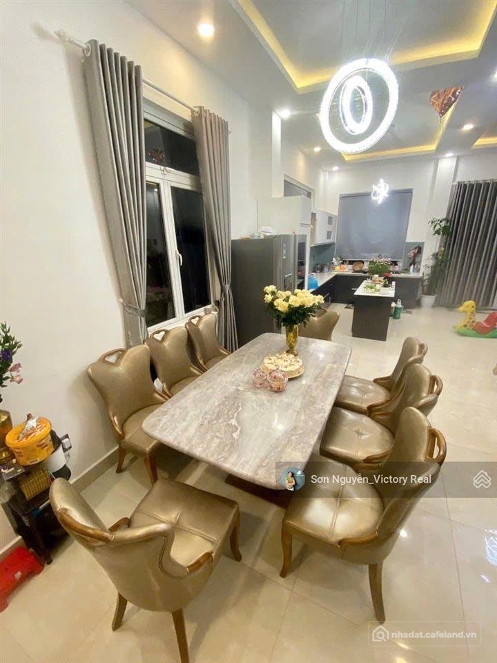 Bán nhà riêng: Sở hữu villa mặt tiền p.05 đà lạt 6 phòng ngủ, không gian sống đẳ
