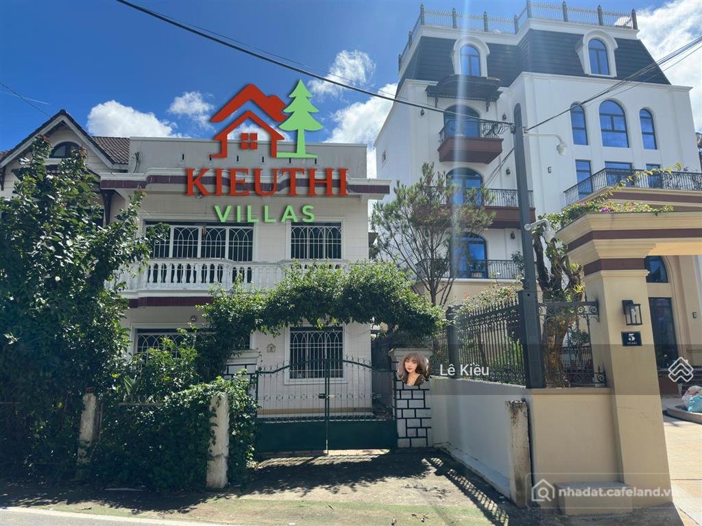 Bán nhà riêng: Bán villa khu vip ngay cô giang cách hồ xuân hương 1km cạnh khách