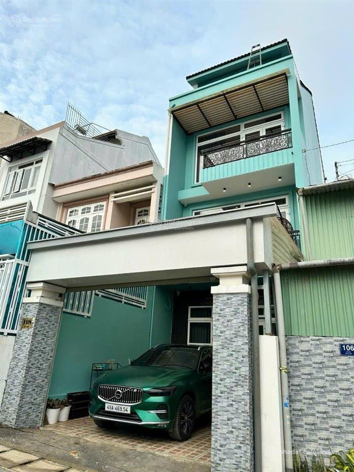 Bán nhà riêng: Bán nhà mặt phố 108 cổ loa, 10 tỷ, 70m2, giá tốt, nhiều tiện ích 