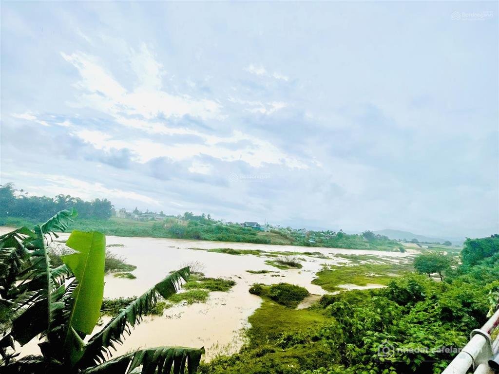 Bán đất thổ cư: Cần bán gấp lô góc 2 mặt tiền view sông đa nhim, full thổ cư 100