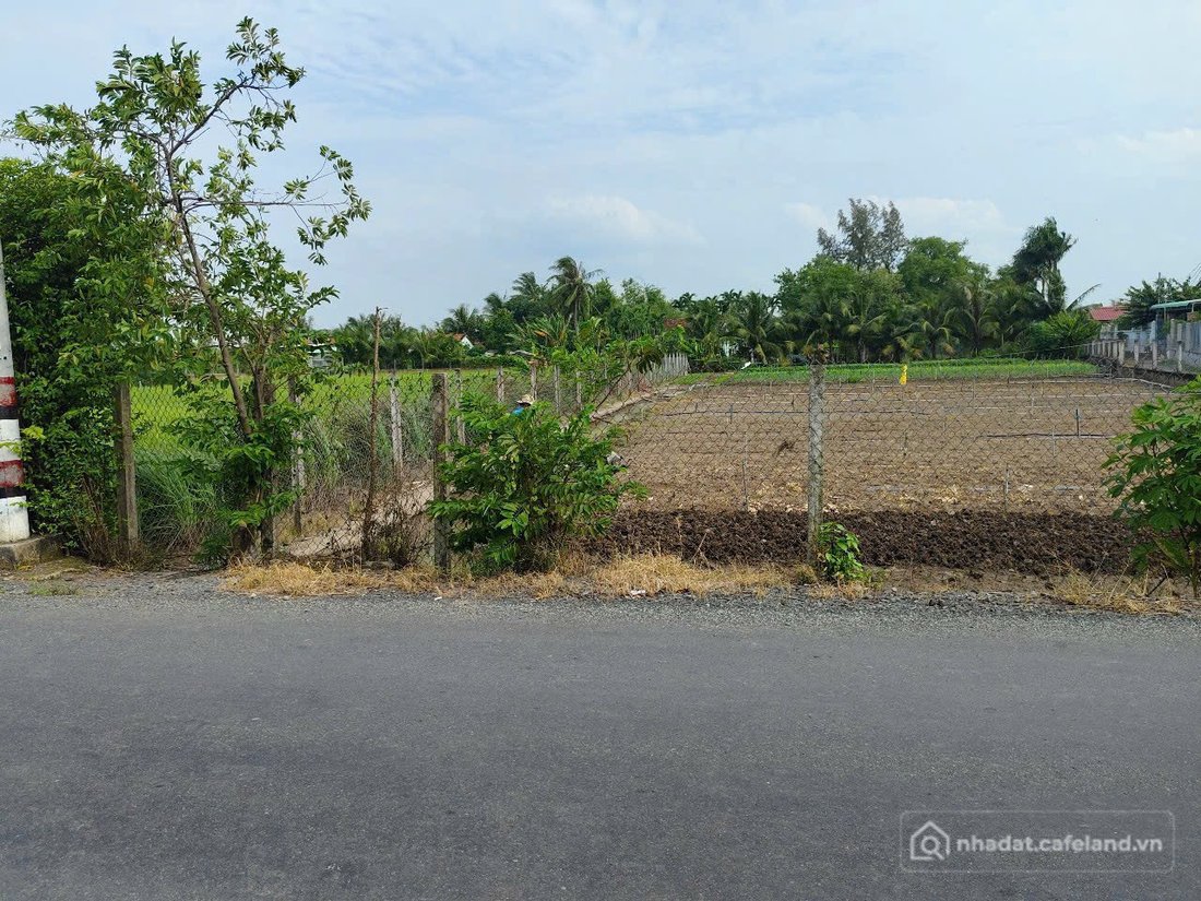 Bán đất thổ cư: Bán đất 5x30m thổ cư, mặt tiền liên xã Phước Vân - Long Khê, Cần