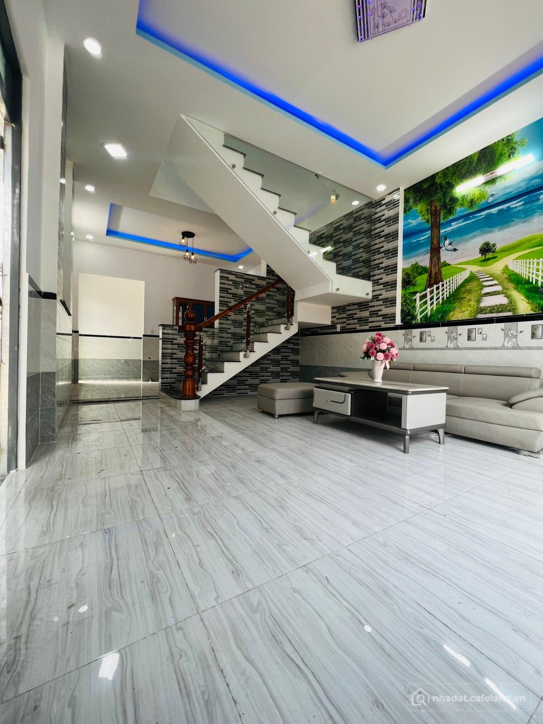 Bán nhà riêng: Cần bán nhà Nguyễn Văn Tuôi, Long An, 1 lầu, 1 tỷ 2 còn thương lư