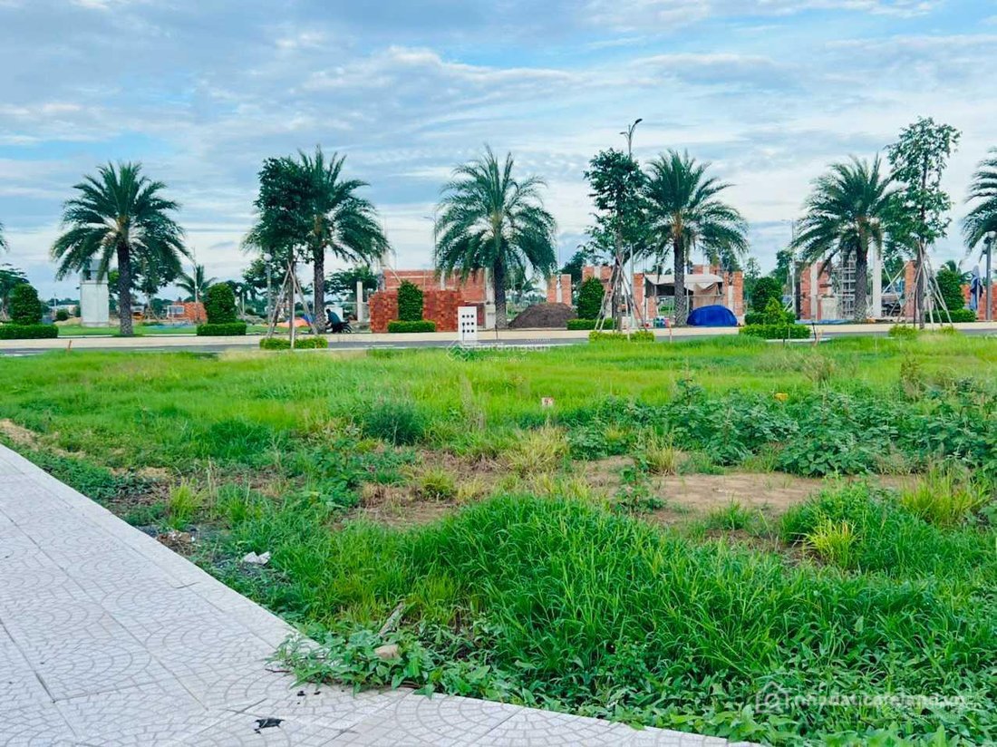 Bán đất thổ cư: Khu dân cư mới liền kề đại đô thị Eco Retreat, cách trung tâm HC