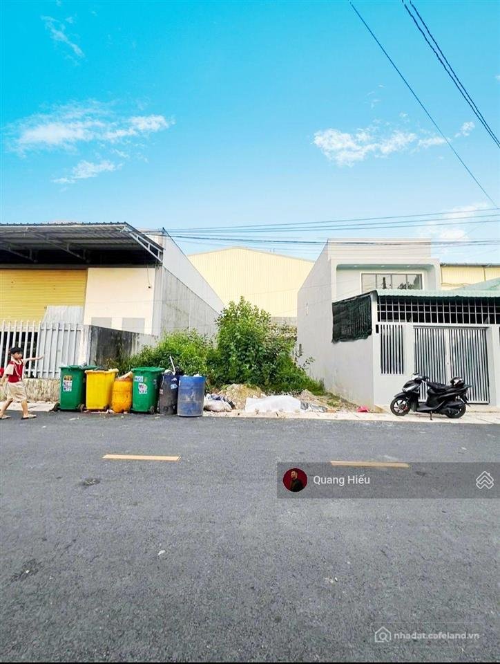 Bán đất thổ cư: Chủ ngộp bán lô đất 135m2 đ. suối sâu gần kcn linh trung 3, sổ h