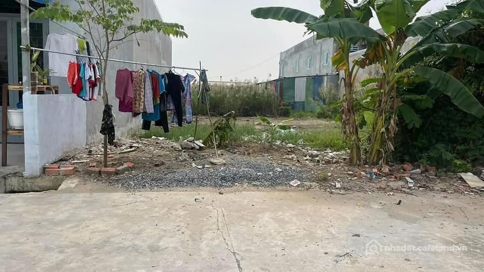 Bán đất thổ cư: Bán lô đất 125m2, giá 1 tỷ, khu dân cư Tân Đức, Đức Hòa, Long An