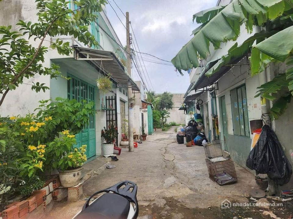 Bán đất thổ cư: chủ gửi bán lô đất 95 m2 gần khu công nghiệp tân đức