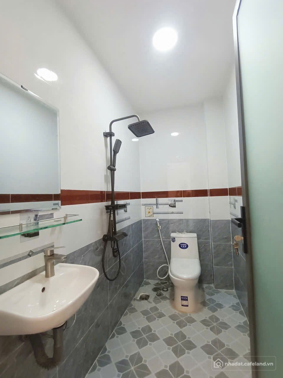 Bán nhà riêng: Bán 2 căn nhà phố kdc Cát Tường Phú Sinh, xã Mỹ Hạnh Bắc dt 54m2 