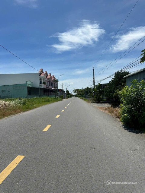Bán đất thổ cư: 139m2 thổ cư 2 mặt tiền đường nhựa xã Phước Vân, Cần Đước, Long 