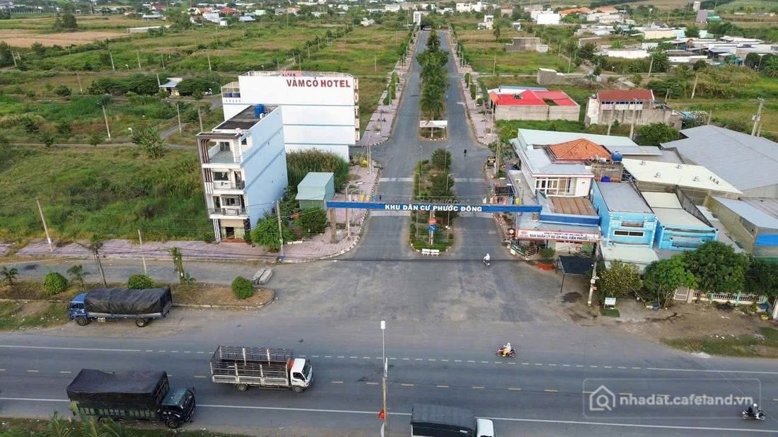 Bán đất thổ cư: Nền thổ cư 100m2 (5x20) KDC Phước Đông, Cần Đước, Long An, giá đ