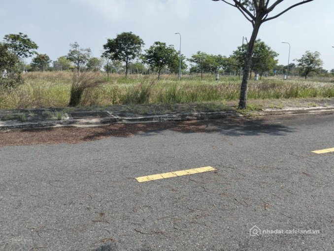 Bán đất thổ cư: Đất thổ cư giá đầu tư 83.2m2 (5,2x16) KDC Lago Centro, Bến Lức