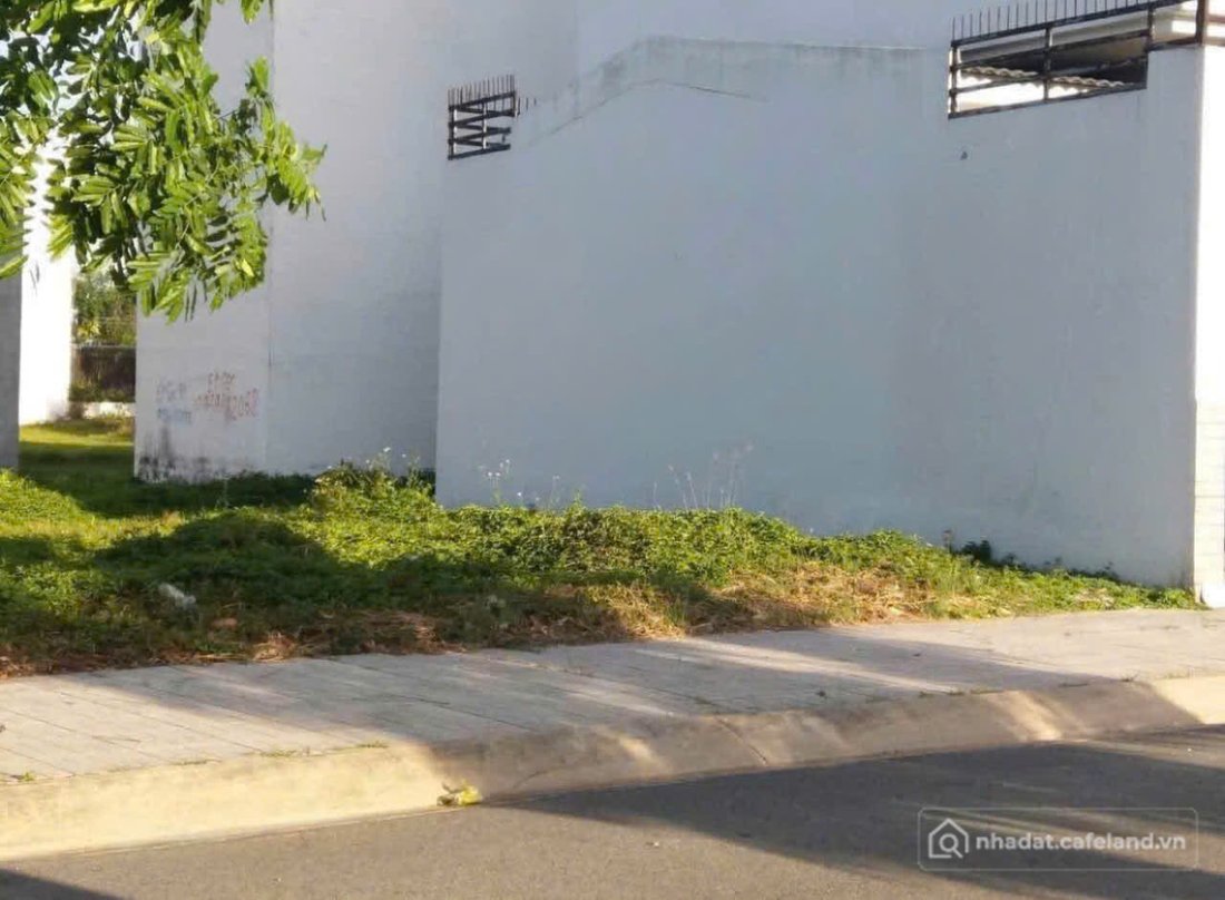 Bán đất thổ cư: Bán nền thổ cư trong KDC Cát Tường Phú Sinh , xã Mỹ Hạnh Bắc dt 