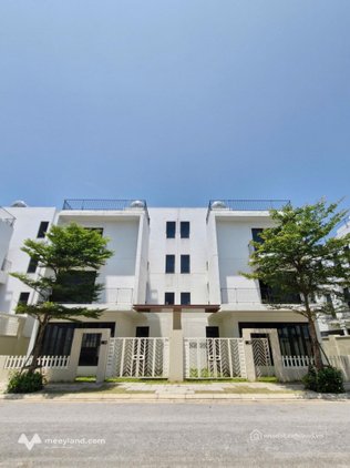 Bán nhà riêng: Chính chủ bán căn biệt thự song lập 177m2 dự án Vlasta - Sầm Sơn,