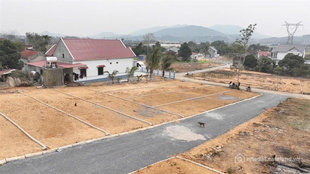 Bán đất thổ cư: Bán lô đất duy nhất full thổ cư tại thạch quảng giá 170 tr. bao 