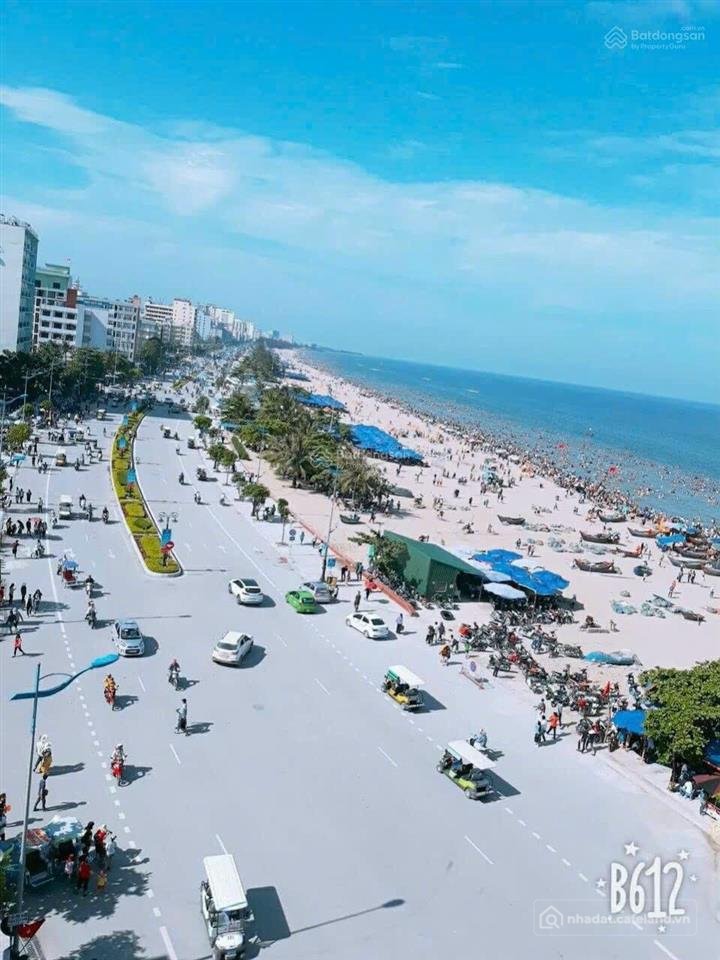 Bán nhà riêng: Bán khách sạn 228m2, 21 tỷ tại flc lux city samson, sầm sơn, than