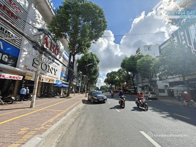 Bán nhà riêng: BÁN TÒA NHÀ GÓC 2 MẶT TIỀN NAM KỲ KHỞI NGHĨA - HUỲNH THÚC KHÁNG -