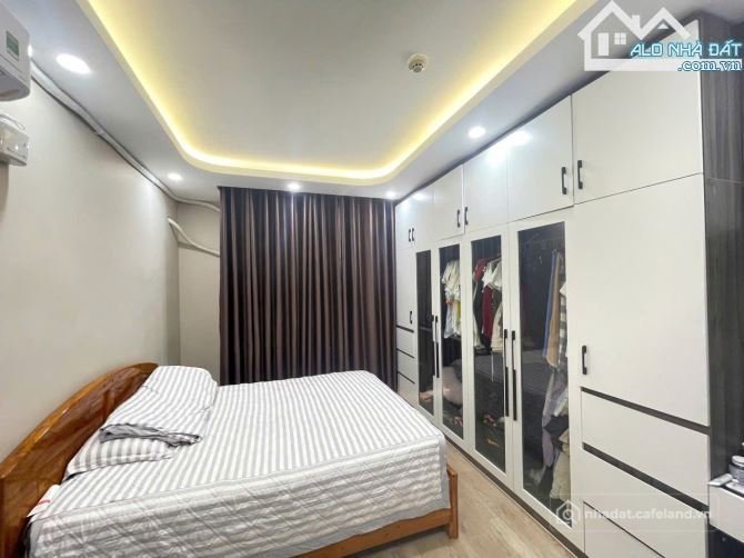 Bán căn hộ chung cư:  Bán căn hộ .osc_ 50m² – 1PN, 1WC, Full Nội Thất, View Hồ 