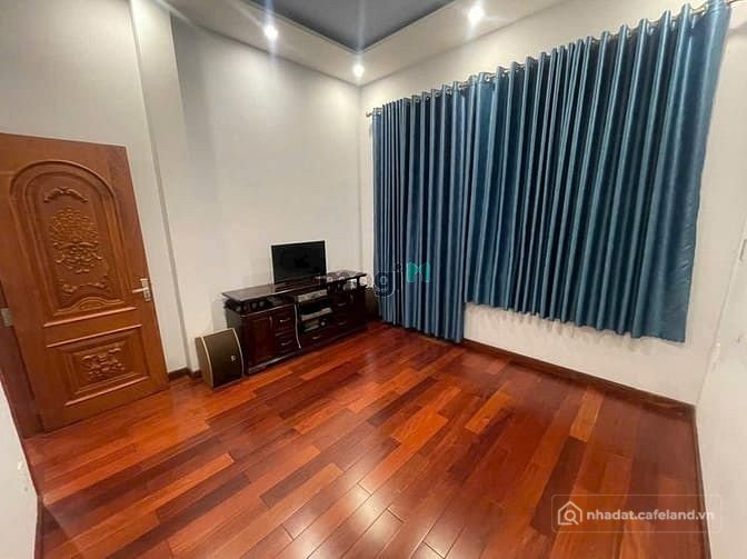 Bán đất thổ cư: Hẻm Tuyến Metro Tham Lương, Trường Chinh (8x15m) 3 lầu, giá 17 t