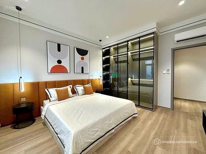 Bán căn hộ chung cư: Bán CHCC Happy Valley, DT 135m2, 3PN, 2WC, lầu đẹp, giá 10,