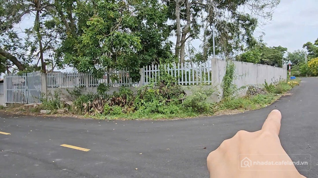 Bán đất thổ cư: Bán đất 2226m² ngang 34,50m giá 10 tỷ tại Xã Bình Châu