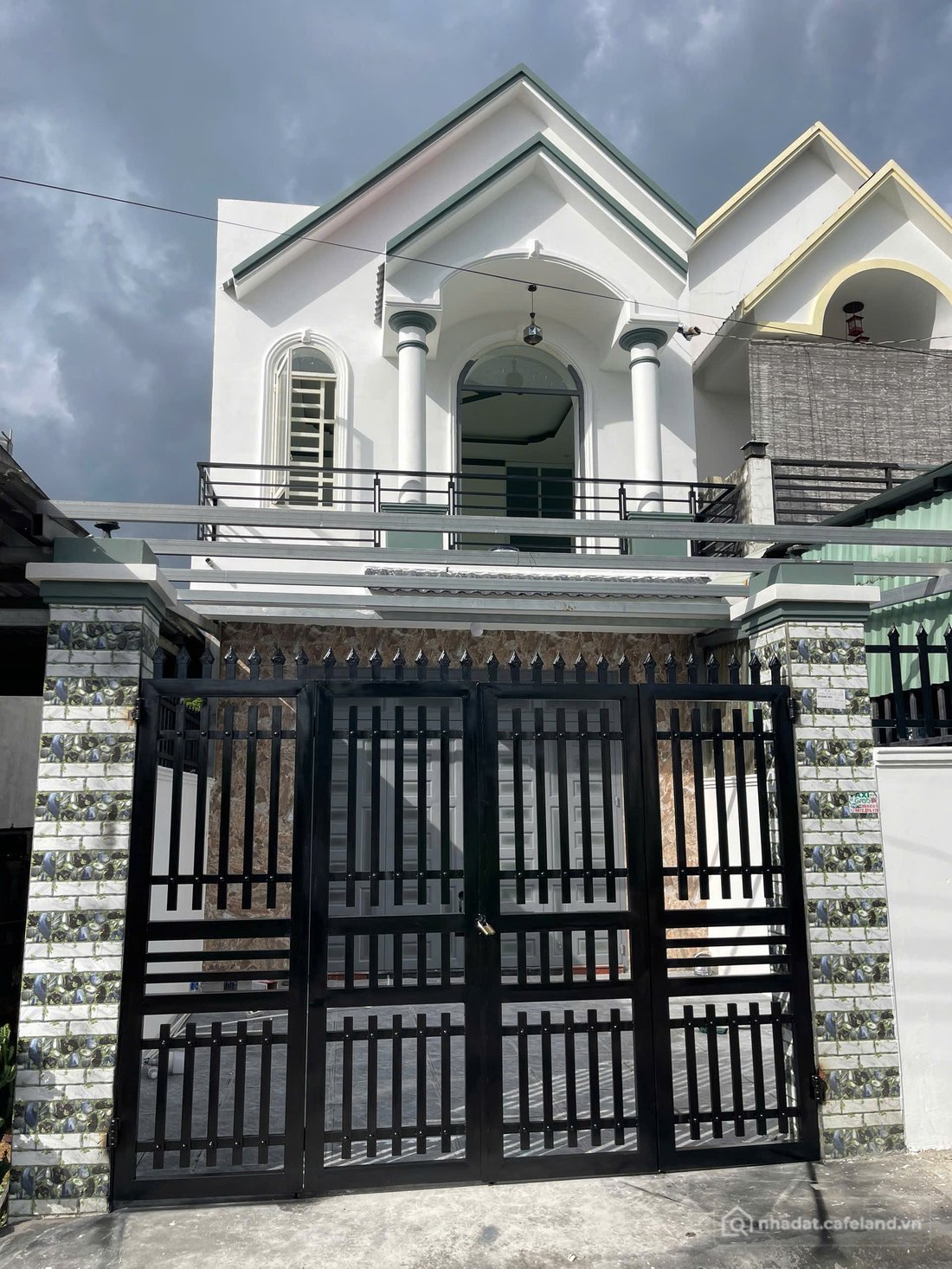 Bán nhà riêng: Chủ Đi Nước Ngoài Gửi Bán Căn Nhà 1 Trệt 1 Lầu Tại Khu Alaska Tân