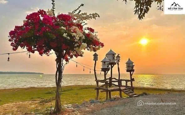 Bán đất thổ cư: đất gần khu du lịch hồ sinh thái khí hậu mát mẻ