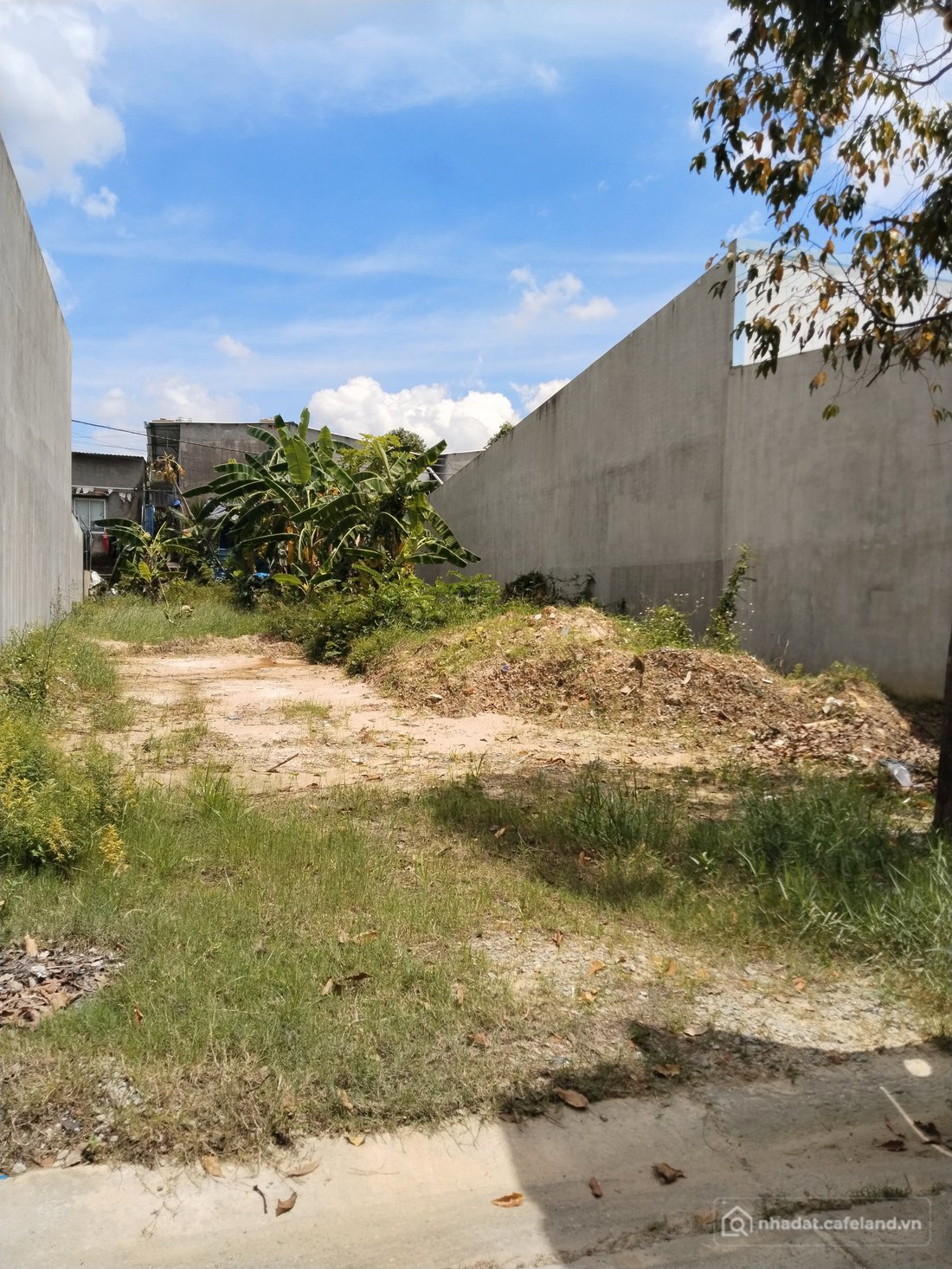 Bán đất thổ cư:  Đất nền 300m2 gần khu công nghiệp – Giá rẻ nhất thị trường, dễ