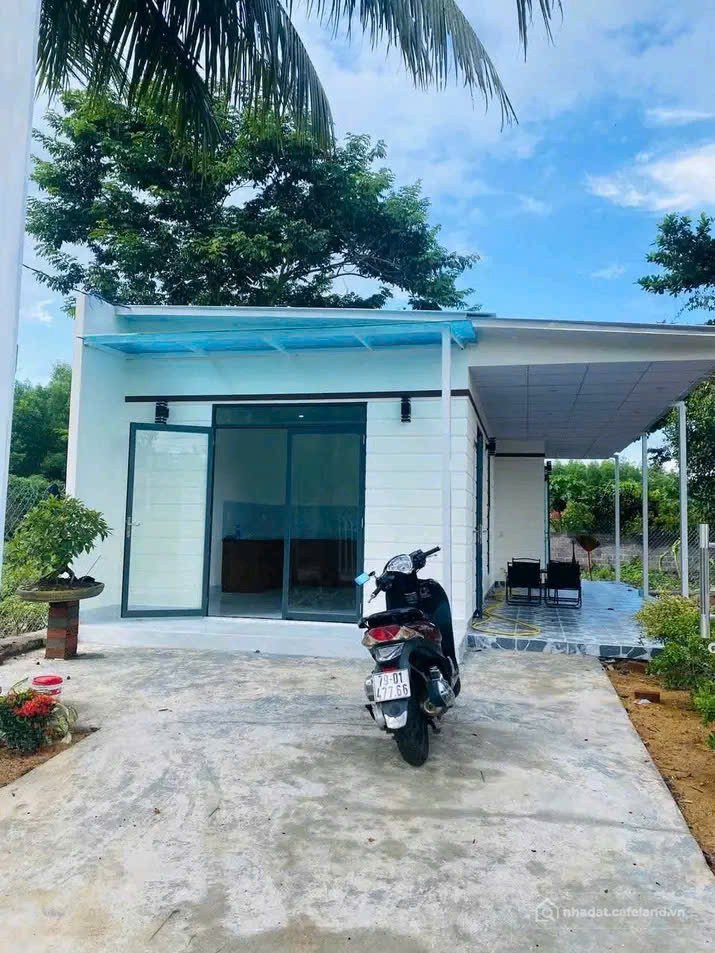 Bán nhà riêng: Chính chủ định cư nước ngoài bán nhà vườn 1200m2/ 600 TRIỆU - FUL