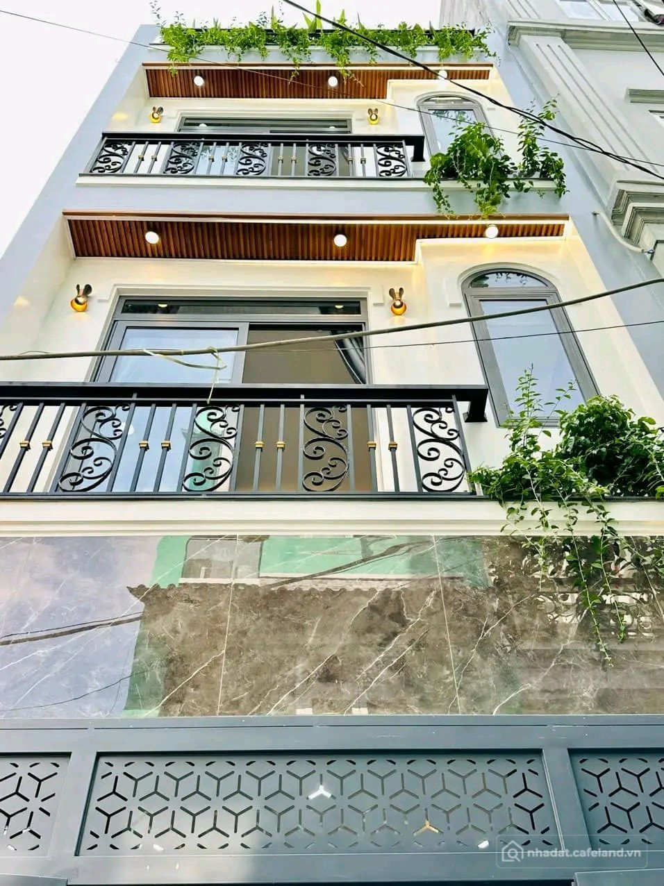 Bán nhà riêng: Đường Nguyễn Đỉnh Chiểu, Phường 4, Quận Phú Nhuận.