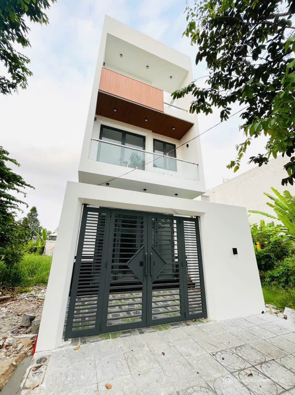 Bán nhà riêng: RA ĐI TRƯỚC TẾT CĂN TRỆT 2 LẦU 125M2 3TY3 ĐƯỜNG 1/ HỒ VĂN CỐNG, T