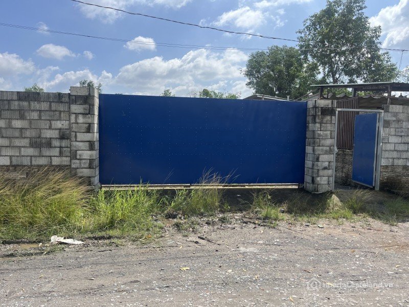 Bán đất thổ cư:  Vị trí: Khu phố Tân Hiệp, phường Tân Bình, TP. Dĩ An, Bình Dươ