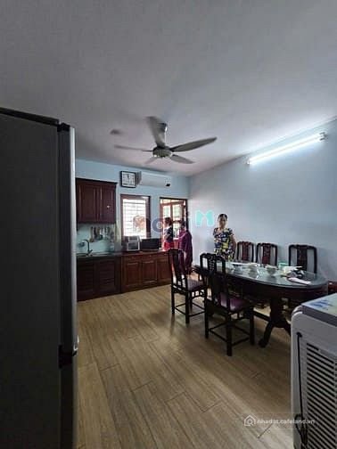 Bán nhà riêng: Nhà 83m2 trung tâm Lạc Trung, ngõ thông, tầng 1 thông sàn