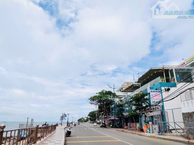 Bán đất thổ cư: BÁN ĐẤT MẶT TIỀN HẠ LONG, TP VŨNG TÀU ( DT: 163M2) SHR + FULL TH