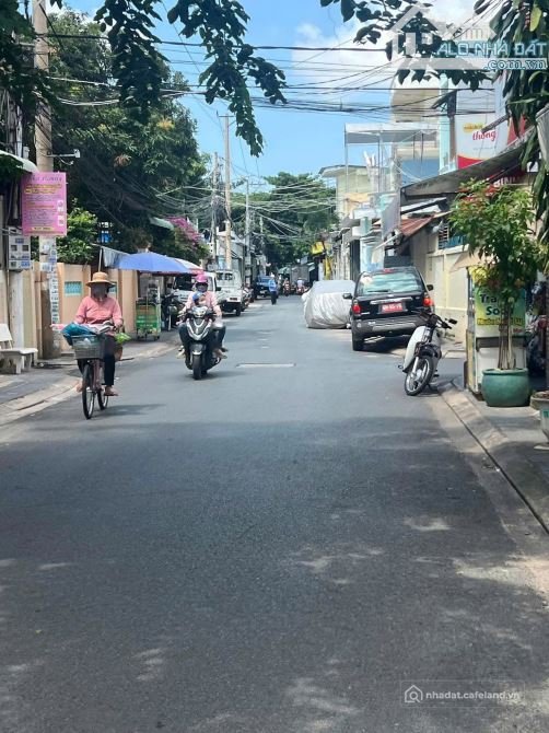 Bán nhà riêng: Bán Đất Hẻm Ô Tô Nguyễn Hữu Cảnh, P. Rạch Dừa - 147 M2 - NGANG 10